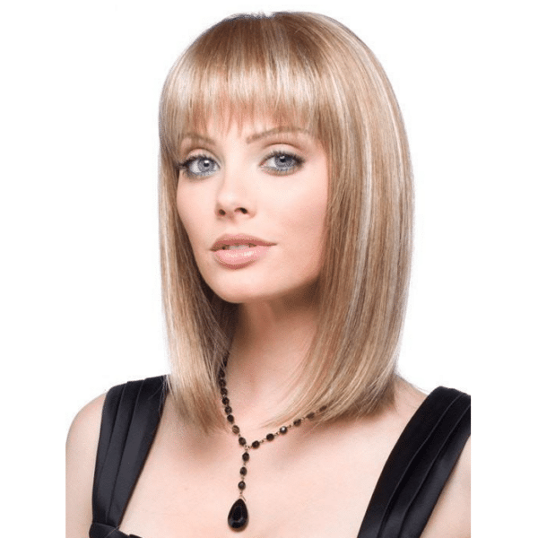 tatum strawberry swirl short straight wig with bangs face framing synthetic fibers high quality