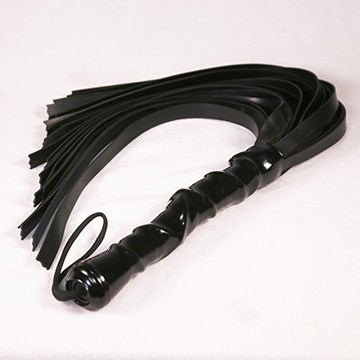 handmade handcrafted hand flogger whip cat o 9 nine tails rubber latex leather whip