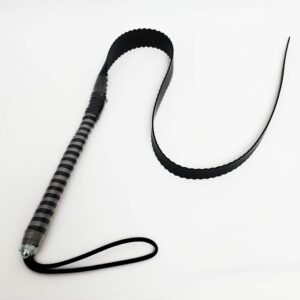 bullwhip bull whip dragon tail tongue flogger pain bloodsport blood play handmade handcrafted bdsm sex dungeon dominatrix
